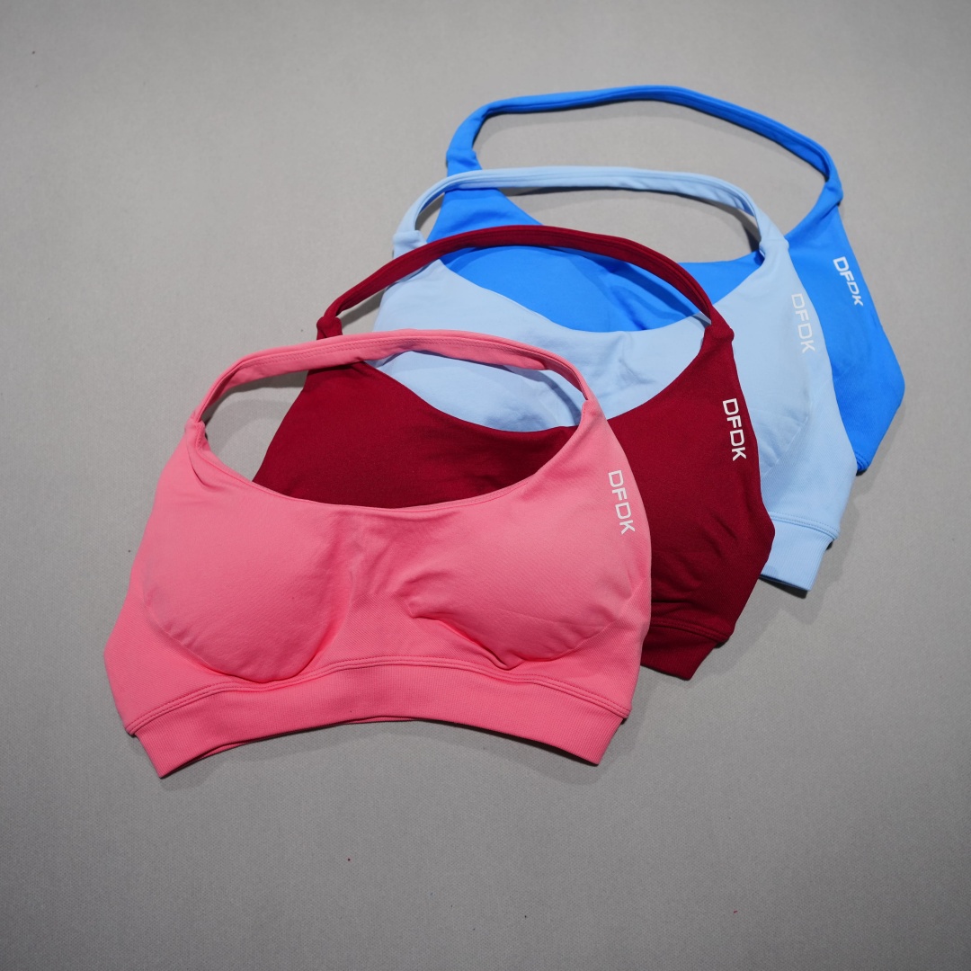 Reggiseno sportivo senza cucit - Plunge Bra Push Up recensione e prezzo