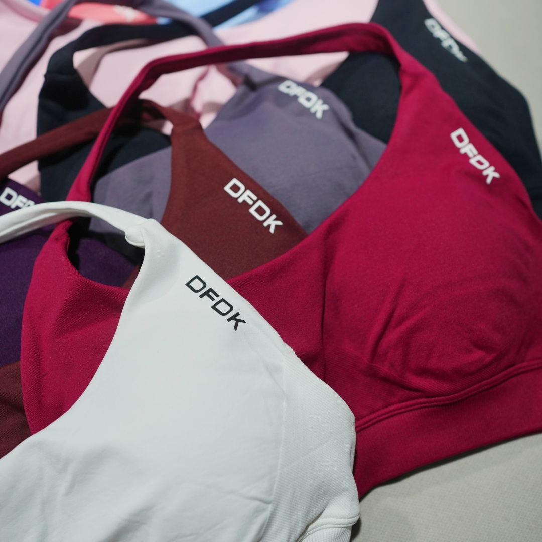 Reggiseno sportivo senza cucit - Plunge Bra Push Up recensione e prezzo